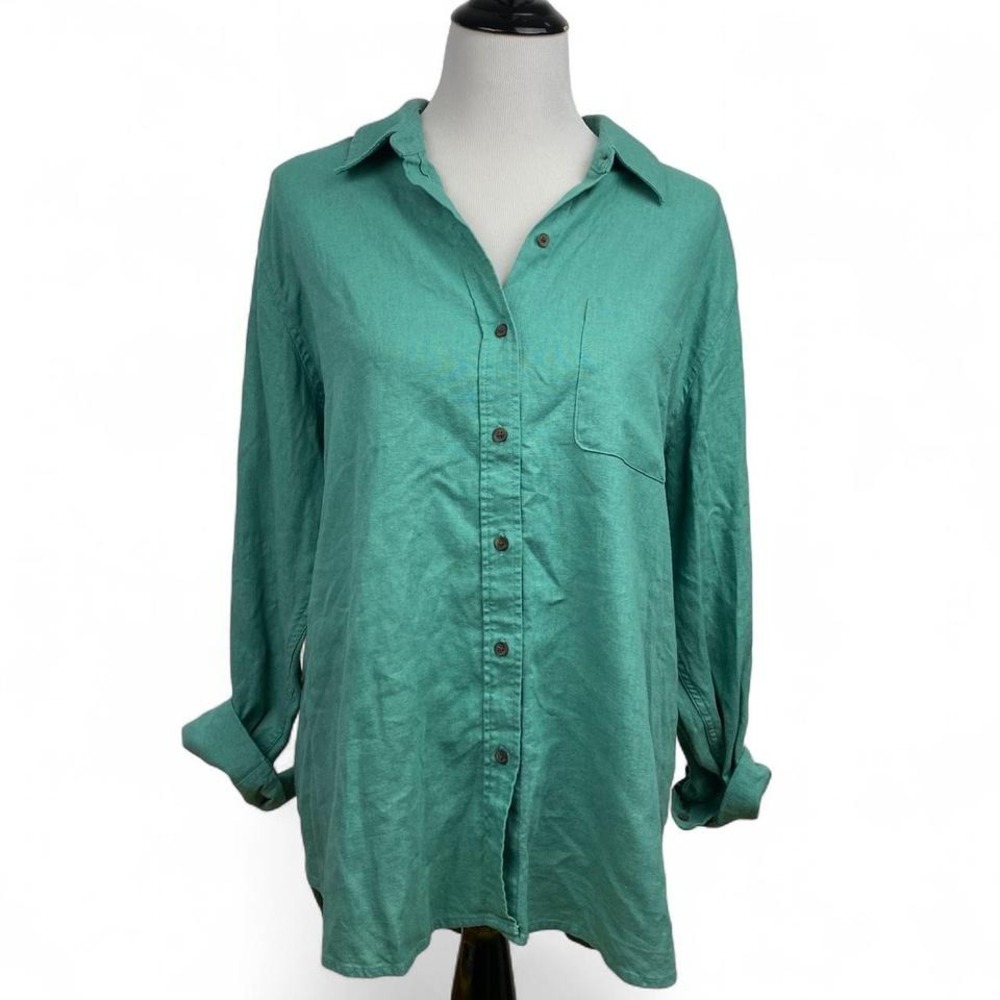 Women's Green Linen Blend‎ button-down shirt